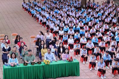 TRƯỜNG THCS TRẦN PHÚ LAN TỎA THÔNG ĐIỆP “KHÔNG MỘT MÌNH” – CHUNG TAY BẢO VỆ HỌC SINH TRÊN KHÔNG GIAN MẠNG